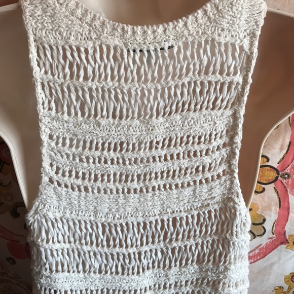 American Eagle Fringe Open Weave Tank - Picture 6 of 8